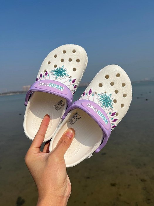 crocs 卡駱馳 特價促銷 拖鞋 兒童涼鞋 女孩 涼拖 公主冰雪奇緣 洞洞鞋