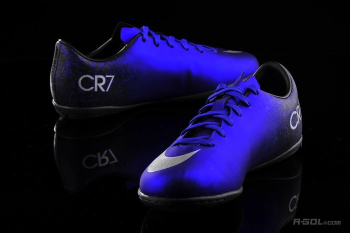 =CodE= NIKE MERCURIAL VICTORY V CR IC休閒足球鞋(藍)684851-404 中童 女