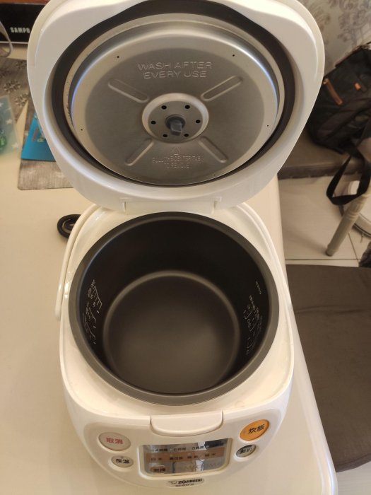 象印微電腦炊飯電子鍋NS-WXF10(6人份)