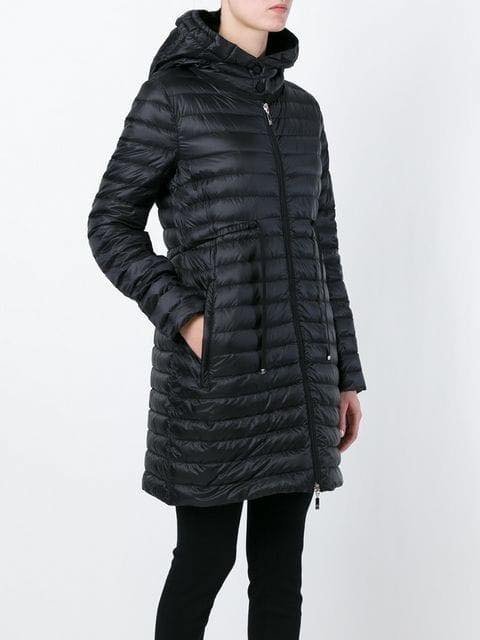 Moncler barbel 深藍2號！ 現貨| Yahoo奇摩拍賣