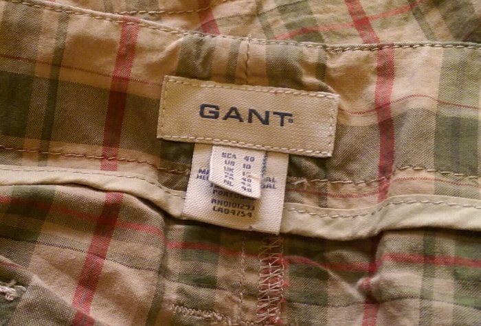 ．經典基本款．絕對正品 GANT 經典卡其+綠色格紋短裙．