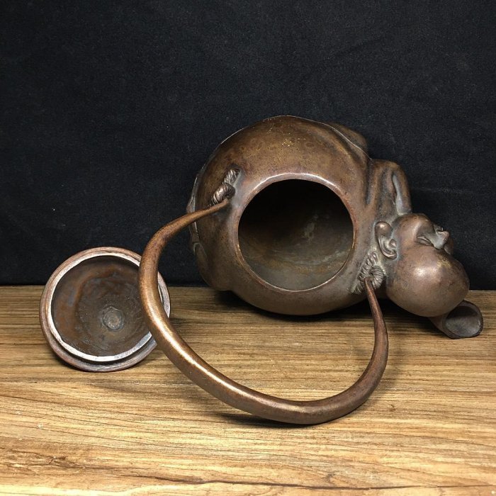 純銅小和尚酒壺茶壺 長20厘米，寬13厘米，高16厘米重1365克 純銅 銅器 老銅【木師傅】