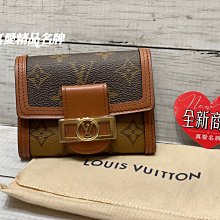 《真愛名牌精品》LV M68725  DAUPHINE 達芙妮 三折短夾 **全新品**