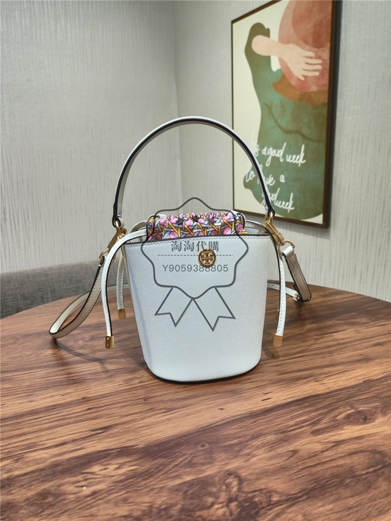 全場限時免運Tory Burch 1919 ROBINSON MINI BUCKET BAG 新款小水桶包菜籃子包