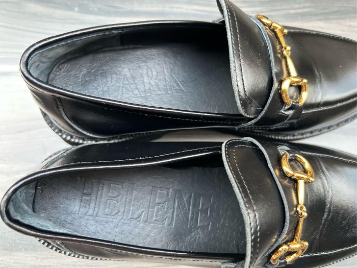 二手專櫃女鞋 Helene Spark經典款黑色厚底真皮馬銜釦樂福鞋36號，台北可面交
