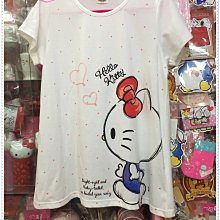 ♥小花花日本精品♥ Hello Kitty  T恤 上衣 衣服  短袖上衣  白色側姿點點愛心32055702