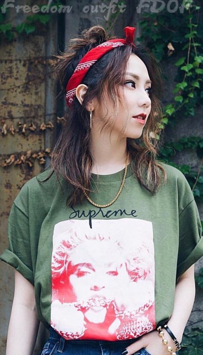 L 2018FW supreme Madonna tee-