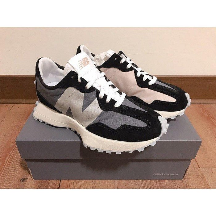 【正品】??New blance 327??NB327 黑灰粉??休閒鞋 百搭 運動鞋