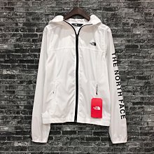 Maple麋鹿小舖 美國購買 THE NORTH FACE  白色運動風連帽薄外套 ＊ ( 現貨XS號 )