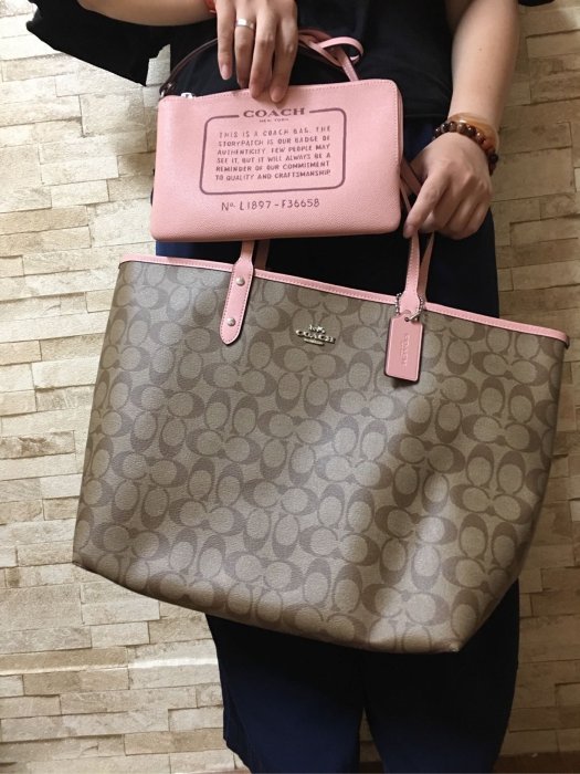 安安精品保證正品現貨【COACH】安安精品新貨到保證正品~【COACH】F36658 立體馬車防刮皮革雙面托特包附手拿包