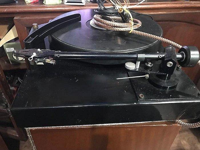 二手    英國 ELITE ROCK ELITE CRANFIELD GRAMOPHONE Model: 2  黑膠 唱盤  有附唱針  本身沒有壓克力罩