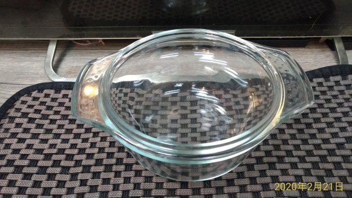 耐熱型全透明玻璃鍋 1.4公升 鍋邊緣直徑17cm 可微波 可烤箱  不可直火 不可放入電鍋