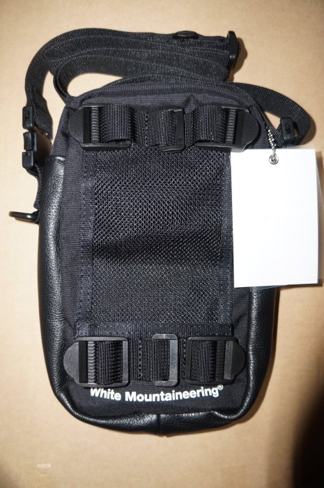 White Mountaineering WM logo shoulder bag 側背包| Yahoo奇摩拍賣