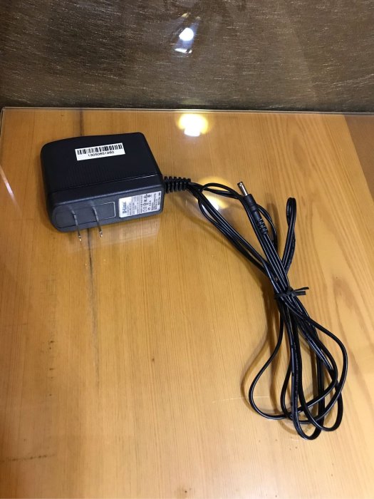 二手良品 D-Link 充電器 轉接器 ITE Power Adapter AC 100V-240V 0.5A 12V