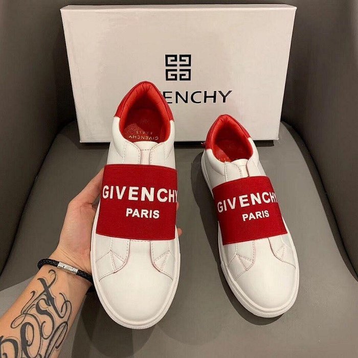 【MOMO生活館】Givenchy 紀梵希 2020新款小白鞋女鞋情侶鞋低幫板鞋皮鞋平底休閑運動板鞋