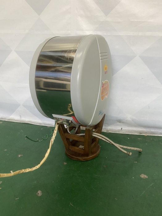 【弘旺二手家具生活館】中古/二手 鑫司儲備型電熱水器 儲備型電熱水器 電熱水器 熱水器-各式新舊/二手家具 生活家電買賣