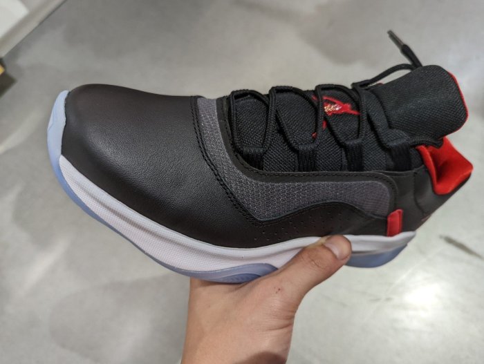 南◇2022 6月 NIKE Air Jordan 11 CMFT Low BRED 黑紅色 CW0784-006 AJ