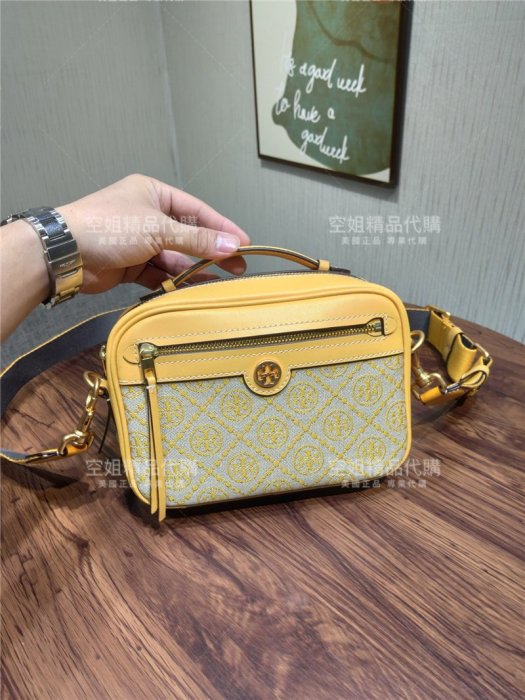 空姐美國代購 Tory Burch 1613 Monogram 復古老花配色相機包 小方包 單肩斜挎女包 側背包 附購證