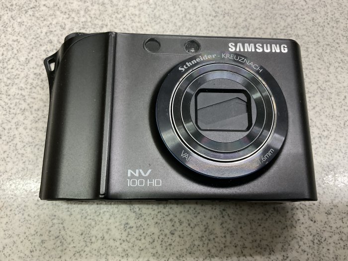 [保固一年][高雄明豐] Samsung NV 100HD CCD 觸控數位相機 功能都正常 便宜賣 [c1601]