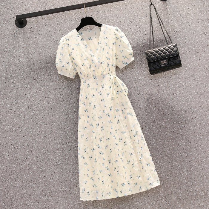 MissBig夏季新款顯瘦氣質收腰中長款連衣裙《646958643》