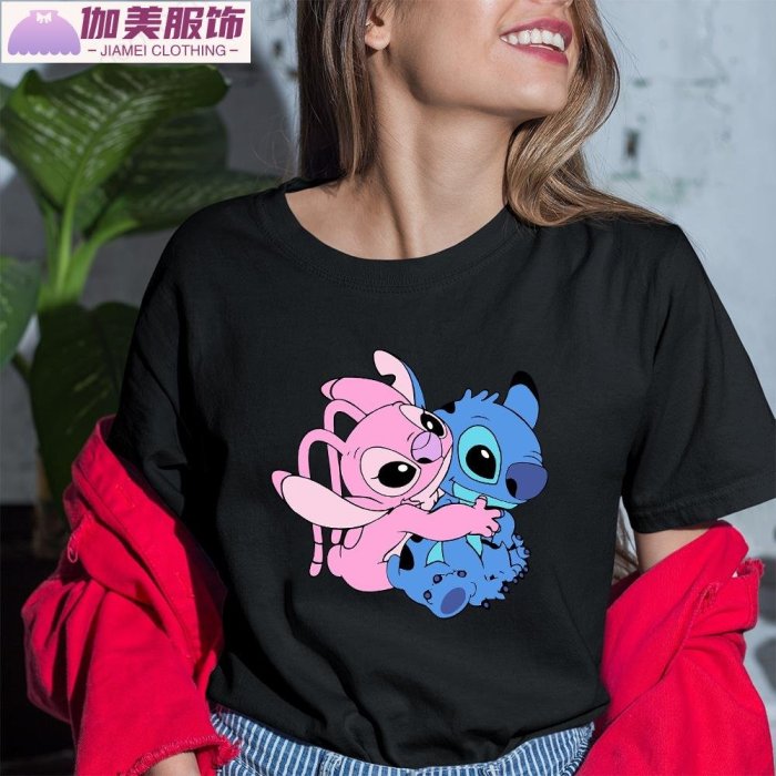 女士 T恤女 夏季新品 時尚卡通 Lilo amp;大尺碼女裝圖案黑色白色 T恤女生短袖舒適趨勢大碼女生短袖T恤-伽美服飾