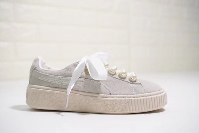 Puma basket platform metallic珍珠絲帶厚底松糕休閑板鞋“米白珍珠”366688-02