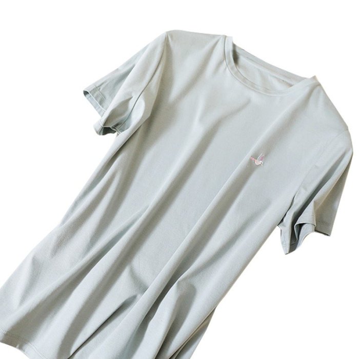 歐美 新款 簡約精緻彩色喜鵲刺繡 舒適真絲棉 小寬鬆圓領短袖T恤上衣 4色 (T1805)