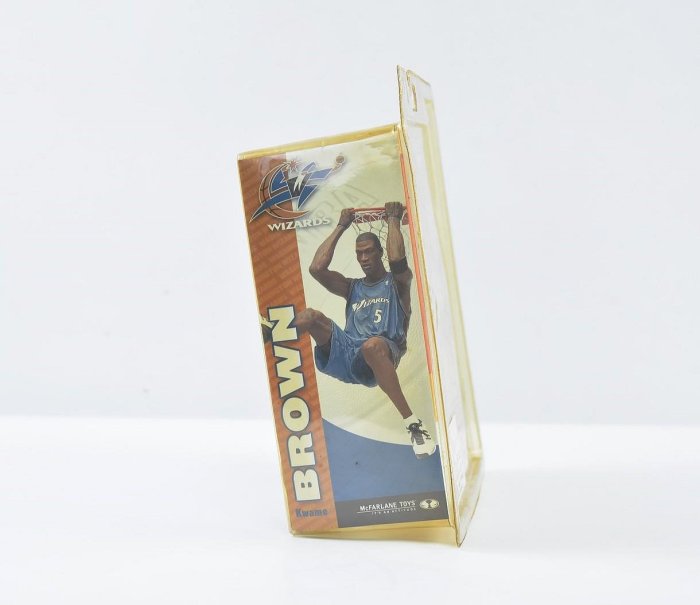 《玖隆蕭松和 挖寶網S》A倉 收藏 NBA 華盛頓巫師隊 KWAME Brown 夸米布朗 公仔 擺飾 擺件 盒裝 未拆 (12054)