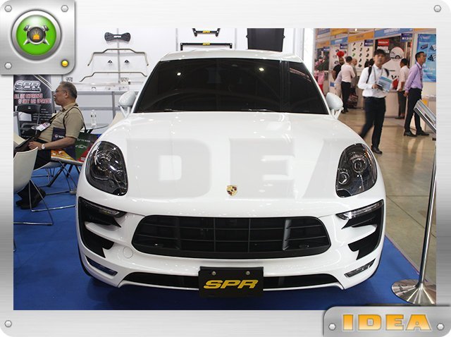 泰山美研社Y0567 PORSCHE MACAN 升級 TURBO 版 前保桿