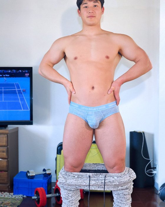 [性感裸比] 日本品牌UNDERSTAND棉質低腰三角男性杜松果藍450元(全館滿千現折100元)4713-883