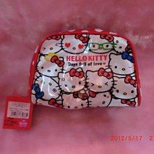 ♥小花花日本精品♥ Hello Kitty可愛表情滿滿圖案防水化妝包88807409