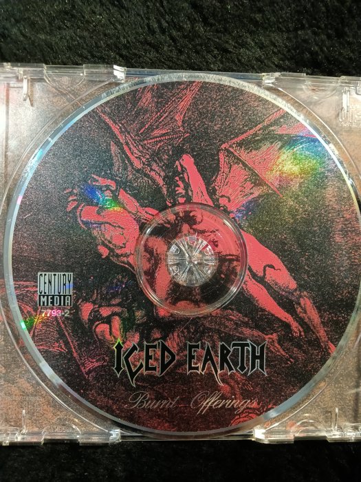 冰凍大地樂團 Iced Earth - Burnt Offerings - 1995年版 碟片如新 - 251元起標