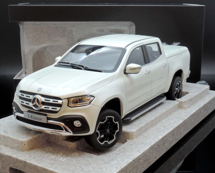 【M.A.S.H】現貨特價原廠Norev 1/18 Mercedes-Benz X-Class white