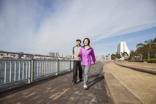 🔥少量現貨🔥日本原裝 OMRON 計步器 HJ-325 三色可選 有氧 運動 走路 散步 健走 健康的守護者❤JP