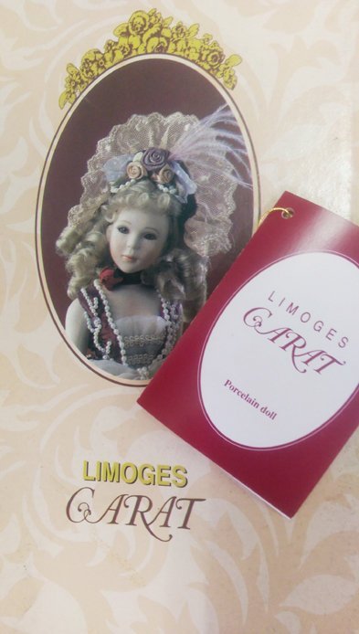 【藏家釋出】 早期收藏 ◎ LIMOGES  CARAT ◎ 收藏版的洋娃娃 ◎ 全新品 《朋友託售》