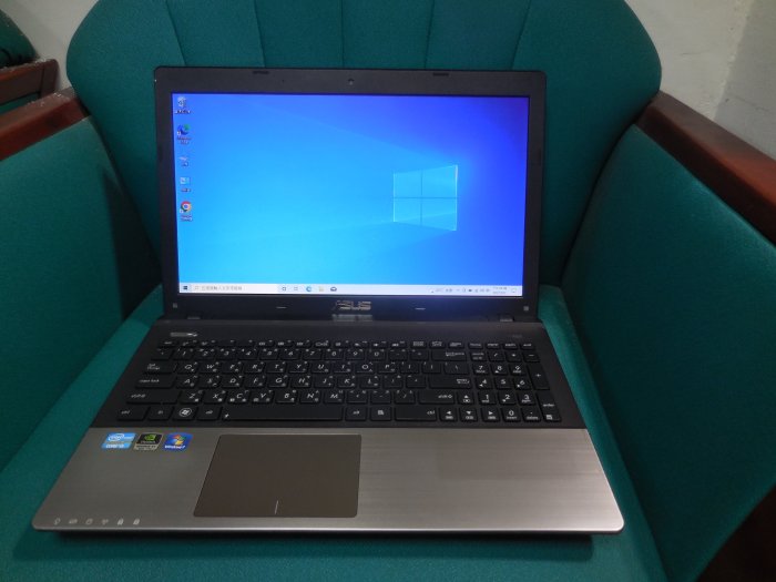 ASUS A55V I5 四核,記憶體6G/120G SSD,獨顯2G,USB3.0. 15.6吋