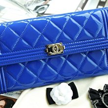 Chanel A80286 Boy L-Gusset wallet Boy 漆皮長夾 閃電藍