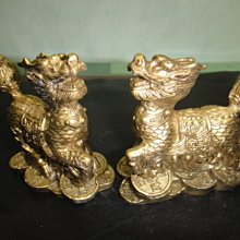 【競標網】漂亮黃金銅雕製成(鎮宅麒麟)一對7公分長(網路特價品、原價800元)限量一件