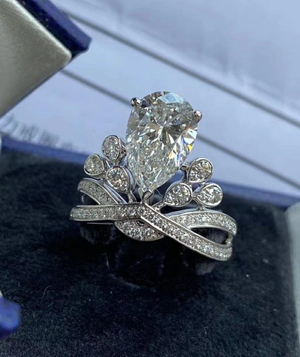 專櫃正品 CHAUMET 18K白金 3.08克拉 D VVS1 鑽石 戒指 （全新福利品，6折優惠出清換現金）