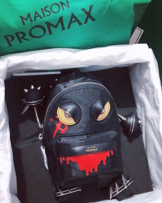 搬家出清 全新 Maison Promax 壞蛋包 LESTAT 吸血鬼 可斜背 肩背 附品牌防塵袋原裝盒