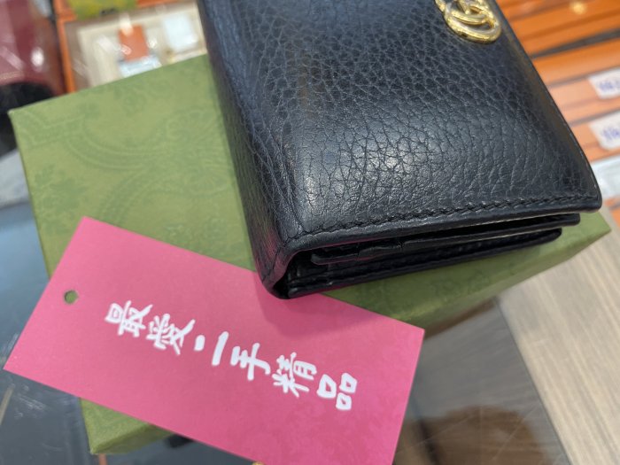 ☆最愛二手精品☆ GUCCI PORTACARTE 黑色牛皮金雙G LOGO 釦子短夾皮夾卡片夾 456126 XG4554