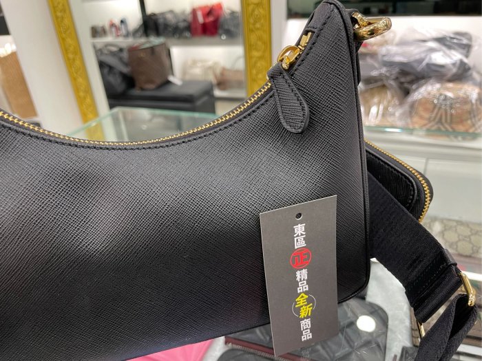 ㊣東區正精品㊣PRADA 1BH204全新黑色牛皮金三角牌金鍊帆布背帶三合一包零錢包手提包斜背包兩用腋下包 RA1461