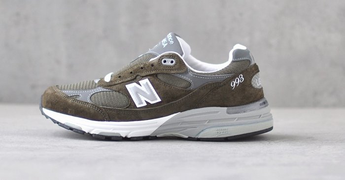 @ A - li 269 New Balance MR993MG 美製經典軍綠色麂皮復古跑鞋