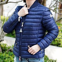 Moncler 羽絨外套袖口拉鍊 深藍/亮藍內裡羽絨外套 現貨