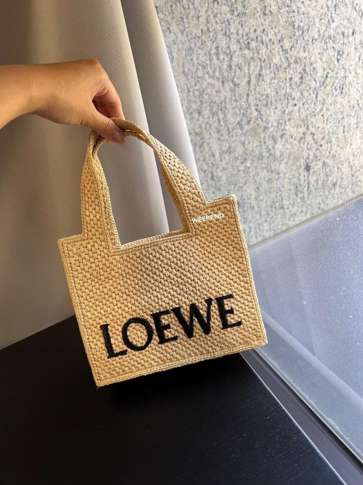 【LOEWE 羅威】Mini Font 迷你 酒椰纖維 字體 手提包 托特包 肩背包 自然色