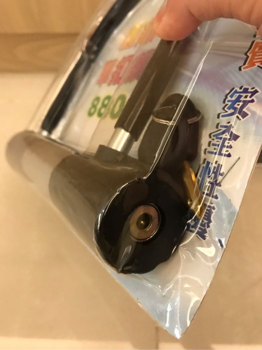 【晶晶雜貨店】機車大鎖 機車防盜保全鎖 圓鐵單扣鎖880 MIT TACHI LOCK MOTOR 優仕牌 大奇鎖業