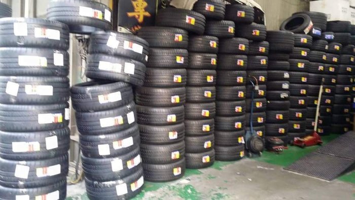 我最便宜 BBS 鍛造鋁圈 HRE 單孔鋁圈 PORSCHE 米其林 GTS 熱熔胎 18吋輪胎 中古胎 新胎 17輪胎