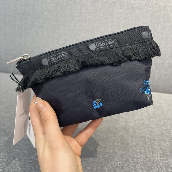 【MOMO全球購】LeSportsac 潮流小物件包精致多用途小包包女迷你車鑰匙零錢包2724免郵