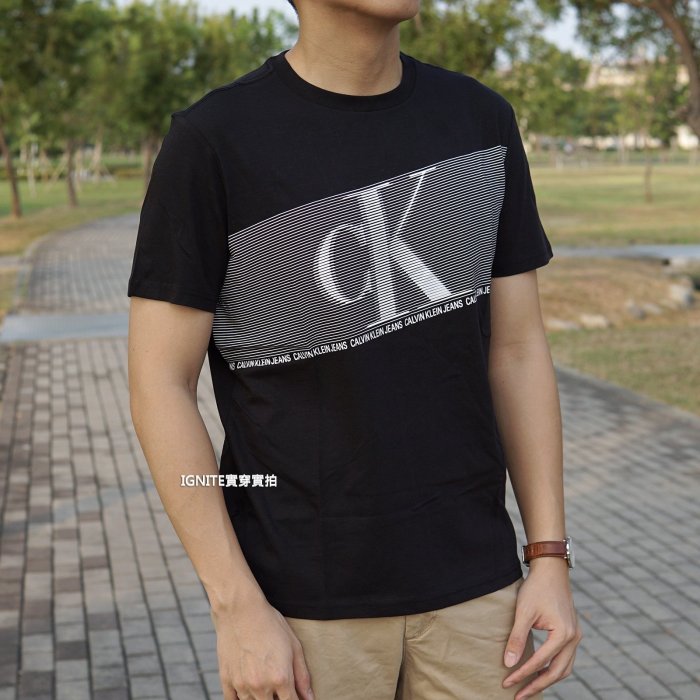 【現貨正品】兩色 Calvin Klein Jeans CK 立體大logo 短Tee T-shirt 短袖 黑色 白色