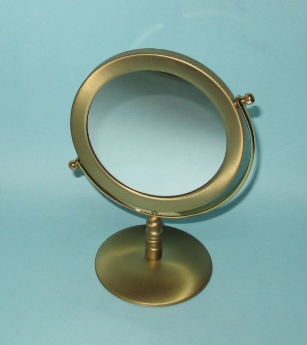 拉絲古典銅色地球型圓形14公分雙面桌鏡圓鏡/鏡子/化妝鏡一面平鏡一面放大5倍防滑貼皮 下殺$250元